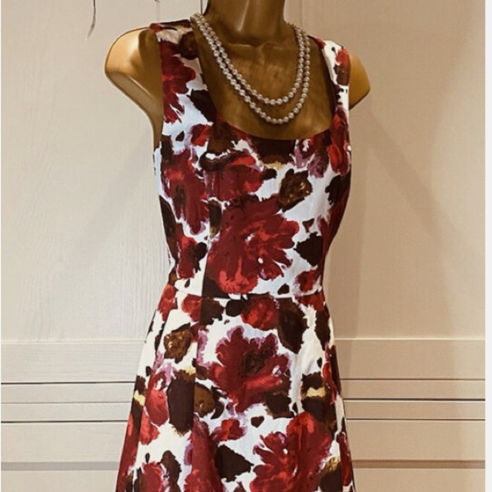 Floral Sleeveless Dress - Red and Brown